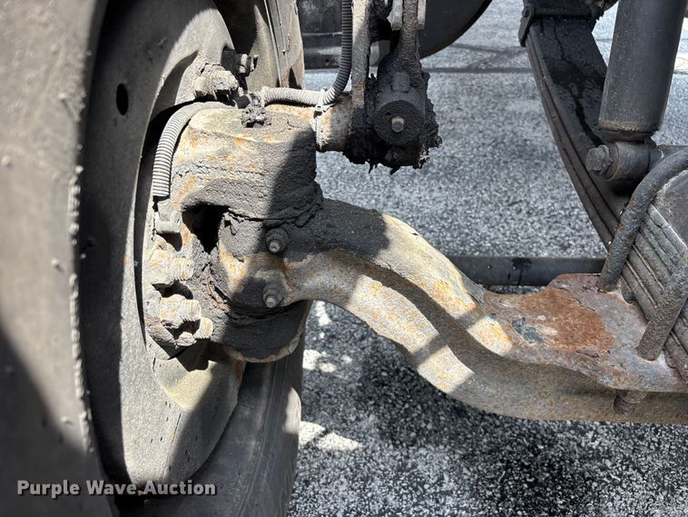image for item FG0269 2013 Kenworth T370 box truck
