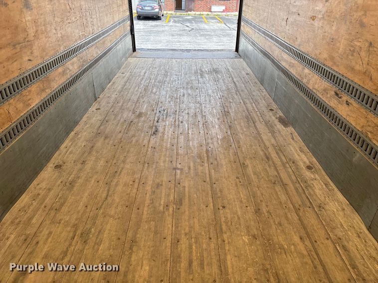 image for item FG0269 2013 Kenworth T370 box truck
