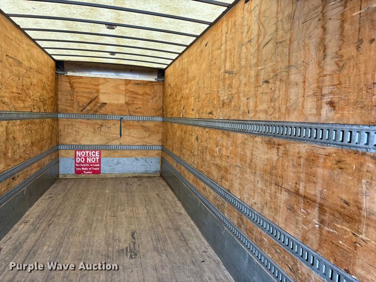 image for item FG0269 2013 Kenworth T370 box truck
