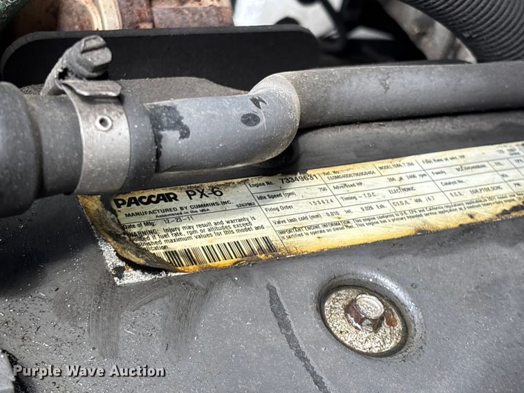 image for item FG0269 2013 Kenworth T370 box truck