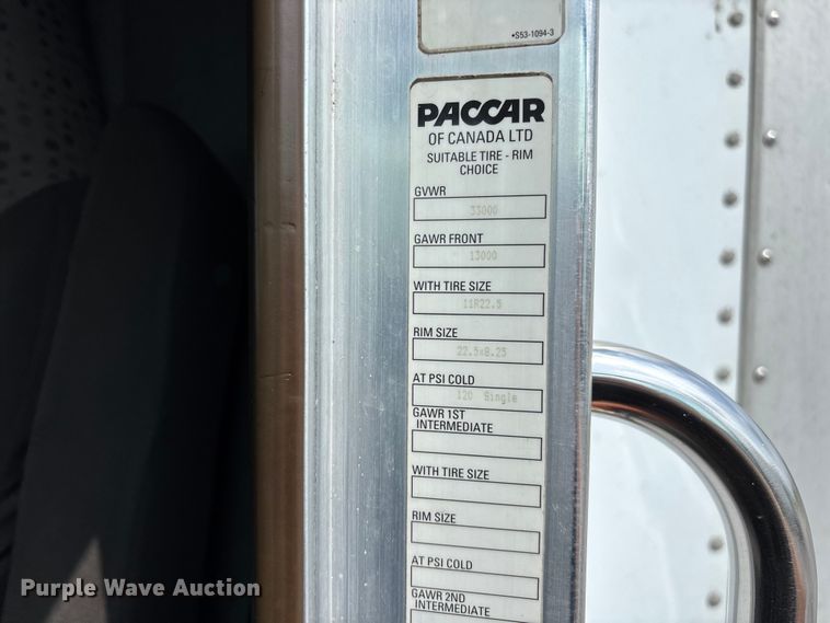 image for item FG0269 2013 Kenworth T370 box truck