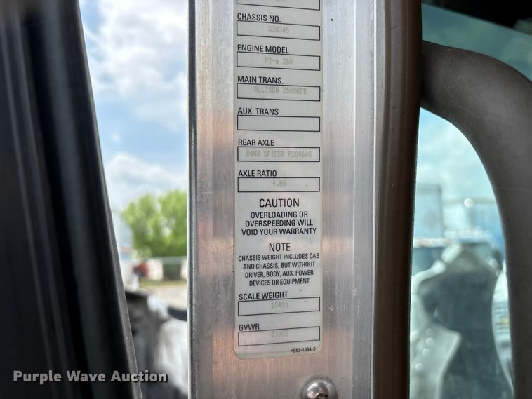 image for item FG0269 2013 Kenworth T370 box truck