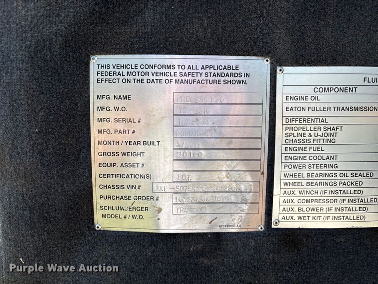image for item FG0352 2012 Peterbilt 365 semi truck
