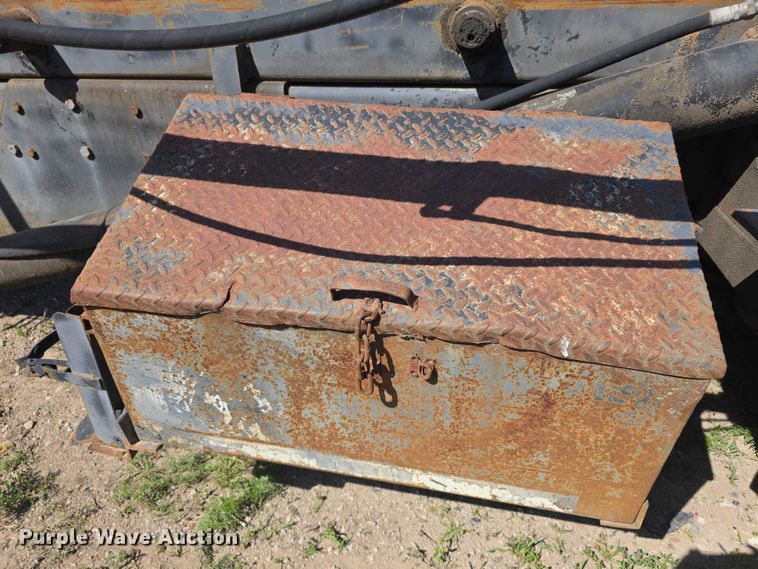 image for item FH6024 1994 Mack RD690S roll-off container truck