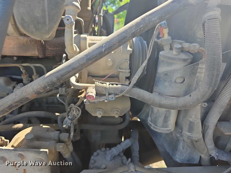 image for item FH6024 1994 Mack RD690S roll-off container truck