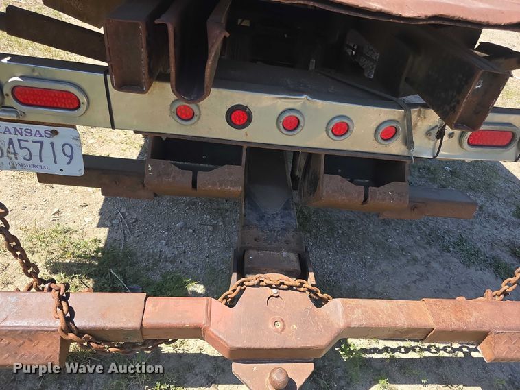 image for item FH6026 2002 International 4300 rollback truck