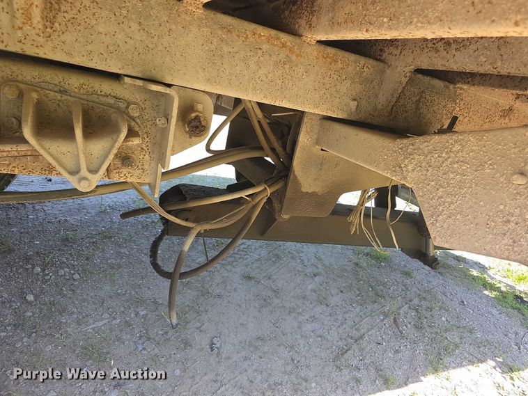 image for item FH6026 2002 International 4300 rollback truck