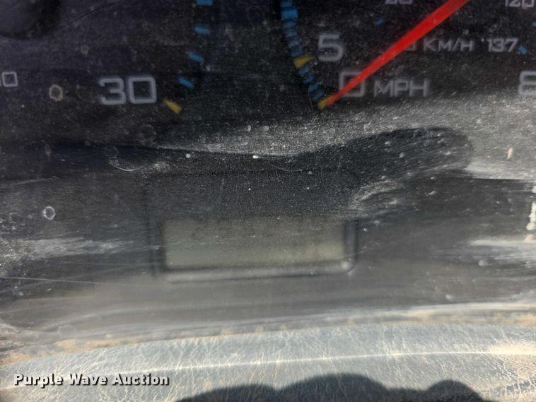 image for item FH6026 2002 International 4300 rollback truck