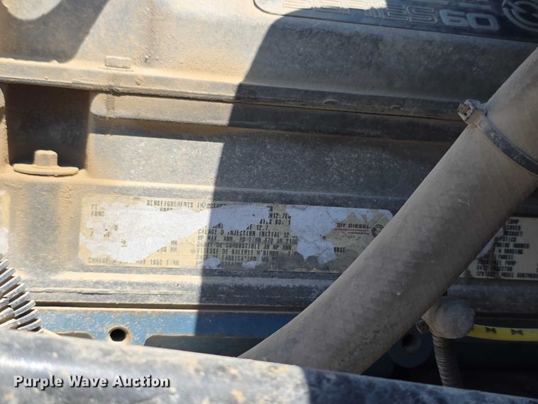 image for item FH6027 2002 Freightliner Columbia semi truck