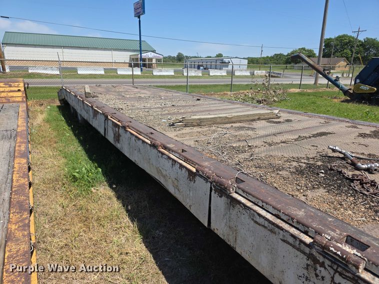 image for item FH6030 1979 Trail-Eze 5545-1320 drop deck hydraulic tail equipment trailer