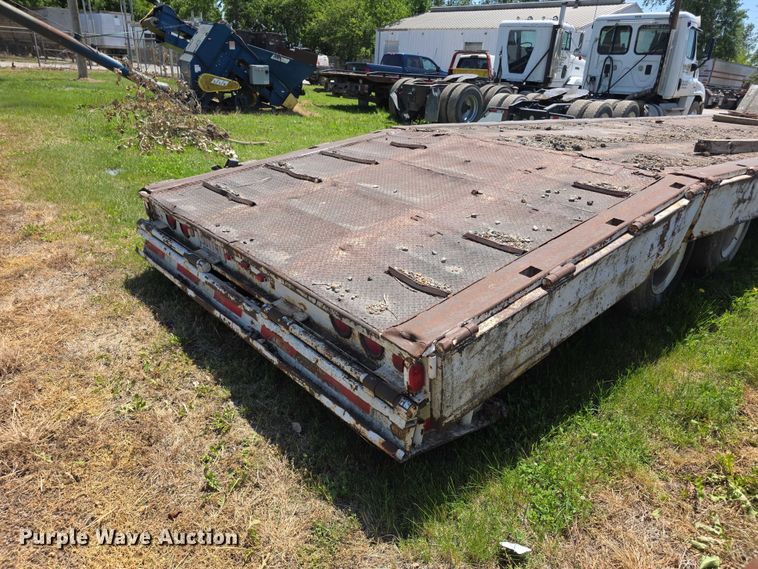image for item FH6030 1979 Trail-Eze 5545-1320 drop deck hydraulic tail equipment trailer
