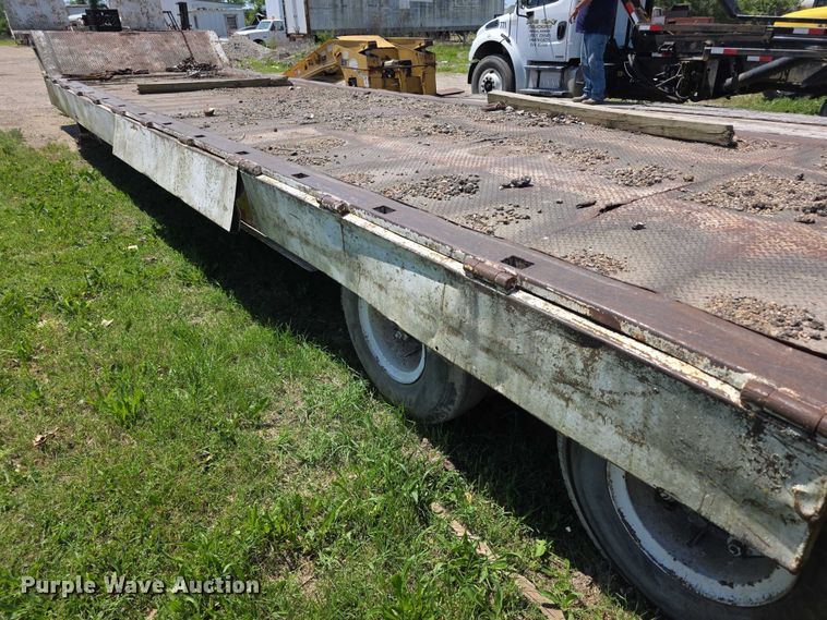 image for item FH6030 1979 Trail-Eze 5545-1320 drop deck hydraulic tail equipment trailer