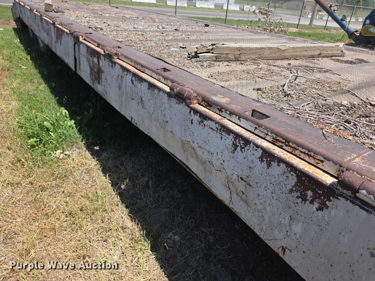 image for item FH6030 1979 Trail-Eze 5545-1320 drop deck hydraulic tail equipment trailer