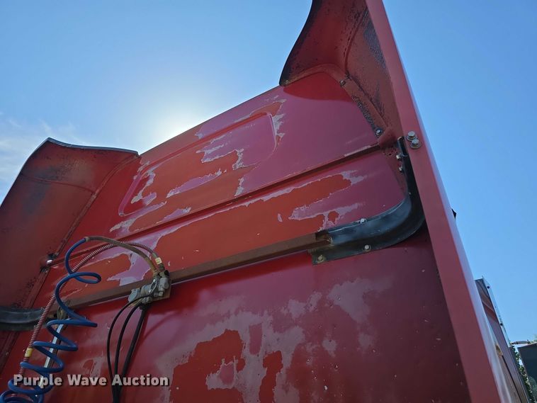 image for item FH6043 1999 Western Star 4900 semi truck