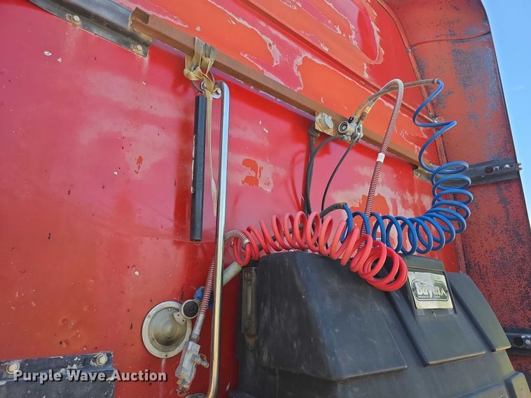 image for item FH6043 1999 Western Star 4900 semi truck