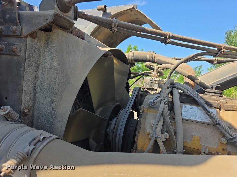 image for item FH6043 1999 Western Star 4900 semi truck