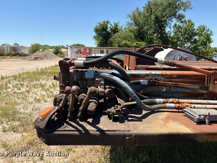 image for item FI0176 1980 Galbreath A50E Container Trailer