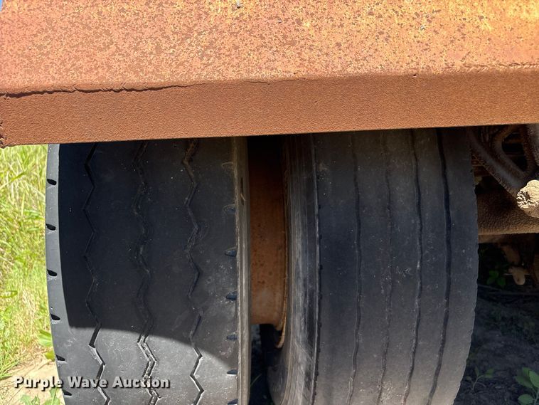 image for item FI0176 1980 Galbreath A50E Container Trailer