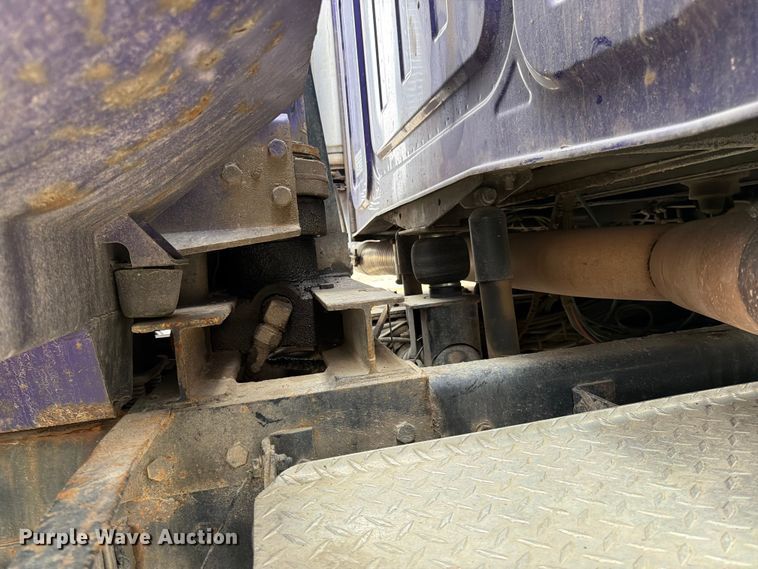 image for item FK0063 2001 Western Star 4900 dump truck