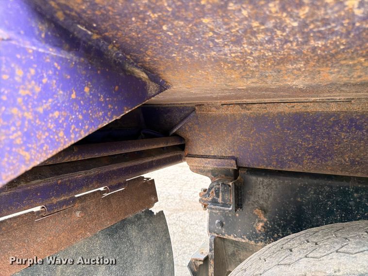 image for item FK0063 2001 Western Star 4900 dump truck