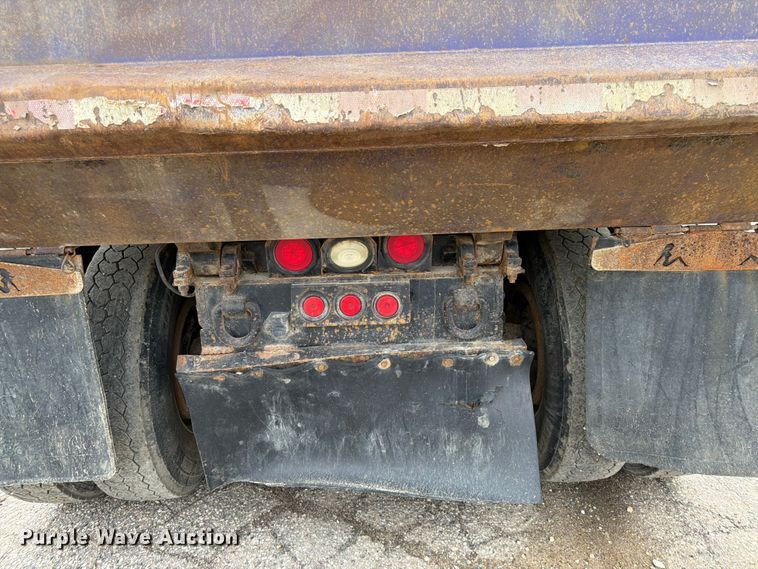 image for item FK0063 2001 Western Star 4900 dump truck