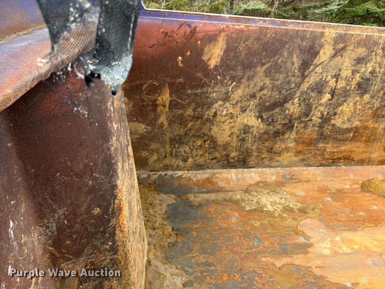 image for item FK0063 2001 Western Star 4900 dump truck