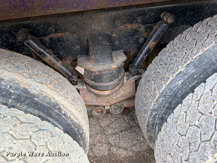 image for item FK0063 2001 Western Star 4900 dump truck