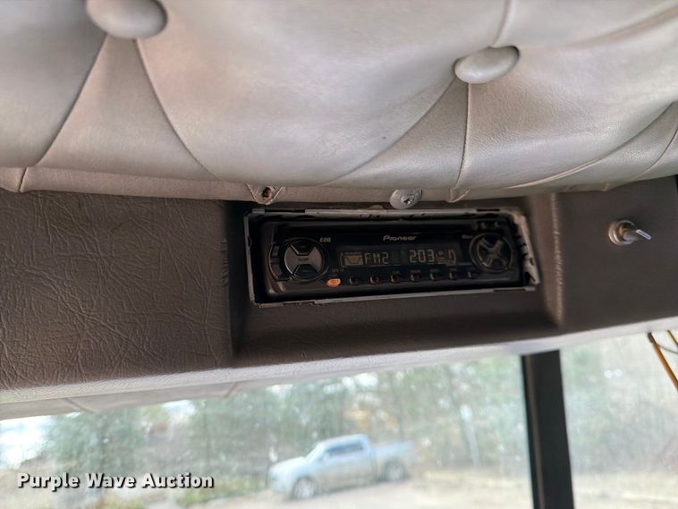 image for item FK0063 2001 Western Star 4900 dump truck