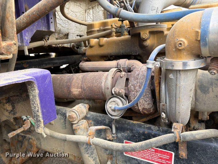 image for item FK0063 2001 Western Star 4900 dump truck