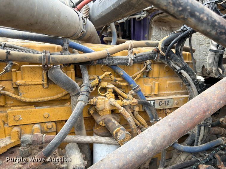 image for item FK0063 2001 Western Star 4900 dump truck