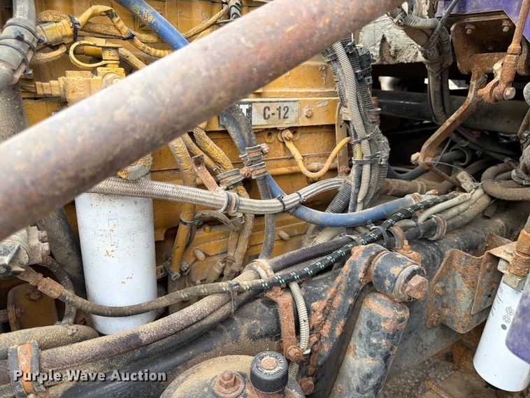 image for item FK0063 2001 Western Star 4900 dump truck