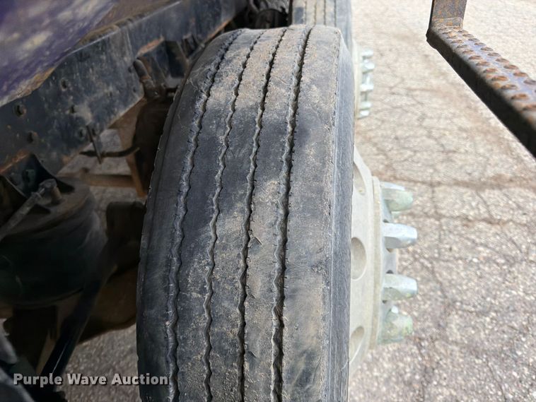 image for item FK0063 2001 Western Star 4900 dump truck