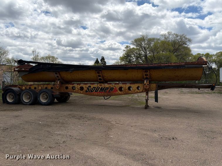 image for item FK0144 2006 SiDump'r Versal side dump trailer
