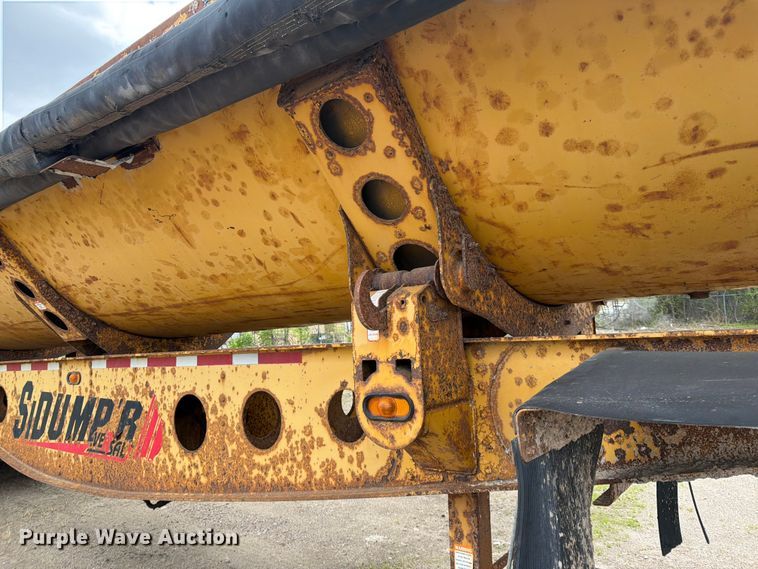 image for item FK0144 2006 SiDump'r Versal side dump trailer