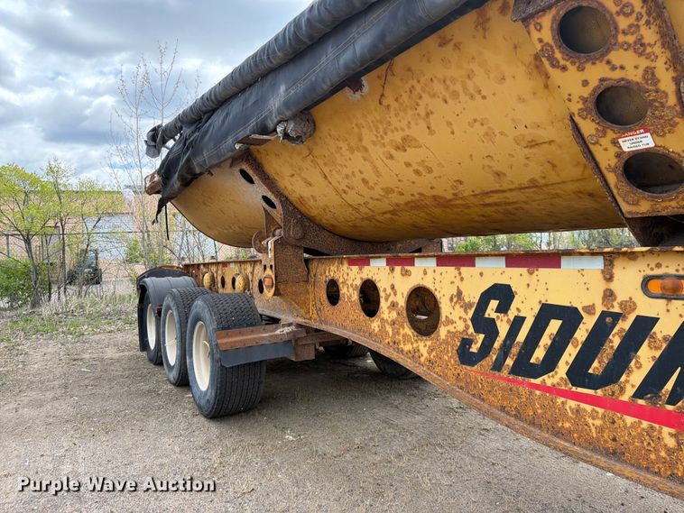 image for item FK0144 2006 SiDump'r Versal side dump trailer