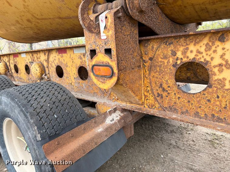 image for item FK0144 2006 SiDump'r Versal side dump trailer