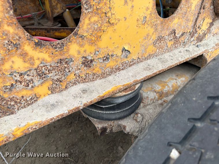 image for item FK0144 2006 SiDump'r Versal side dump trailer
