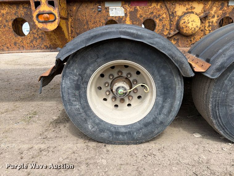 image for item FK0144 2006 SiDump'r Versal side dump trailer