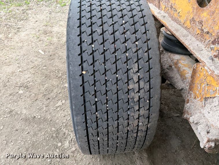 image for item FK0144 2006 SiDump'r Versal side dump trailer