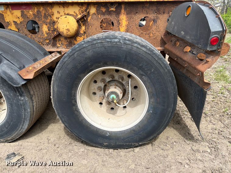 image for item FK0144 2006 SiDump'r Versal side dump trailer