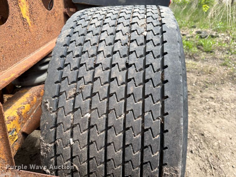 image for item FK0144 2006 SiDump'r Versal side dump trailer