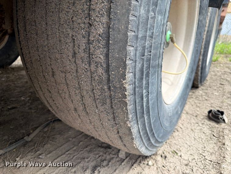 image for item FK0144 2006 SiDump'r Versal side dump trailer