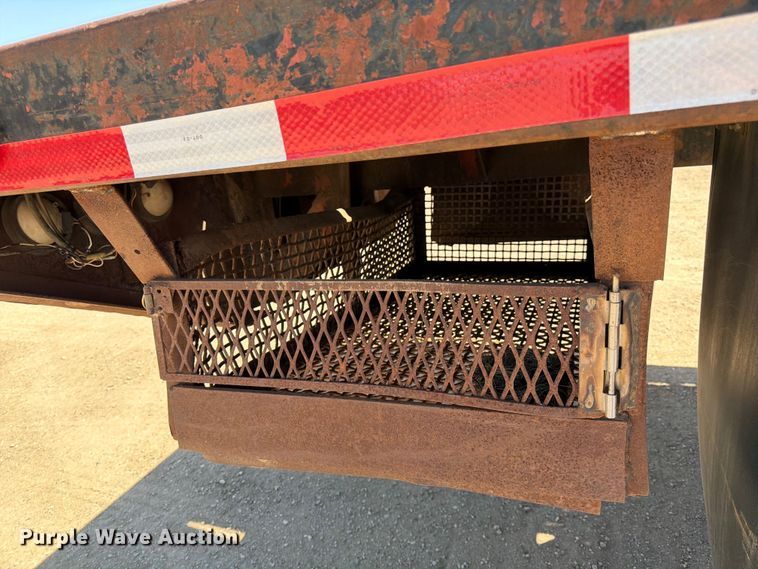 image for item FK0151 1988 Mack RW713 flatbed truck