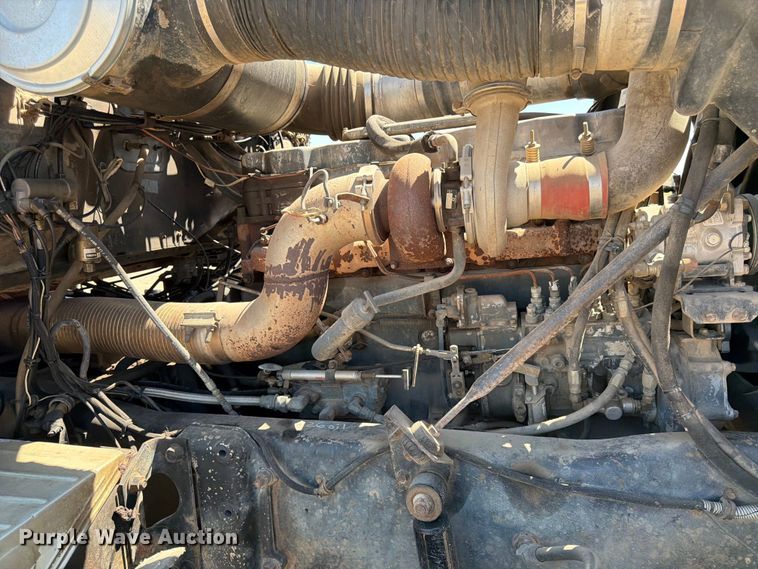 image for item FK0151 1988 Mack RW713 flatbed truck