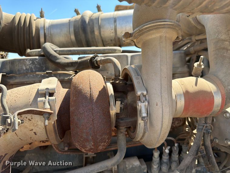 image for item FK0151 1988 Mack RW713 flatbed truck