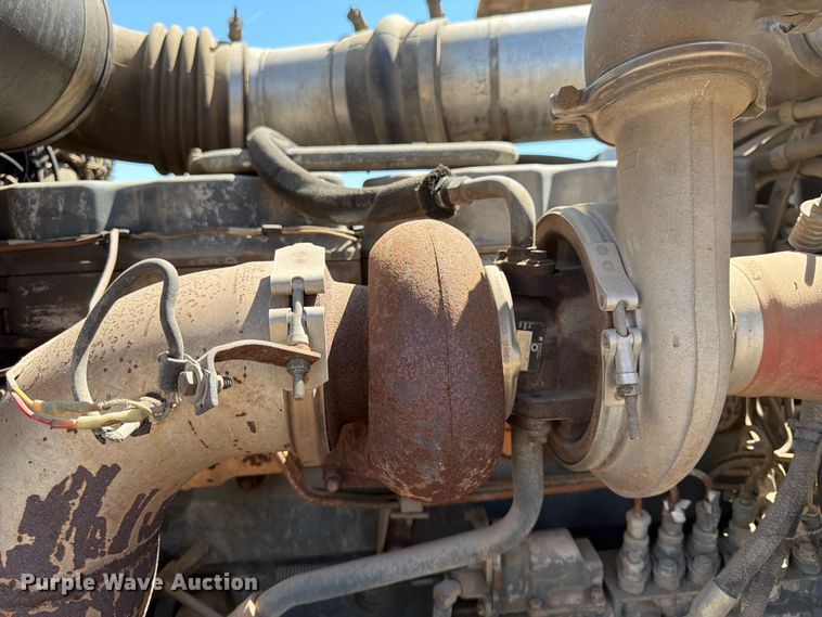 image for item FK0151 1988 Mack RW713 flatbed truck