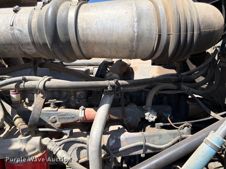 image for item FK0151 1988 Mack RW713 flatbed truck