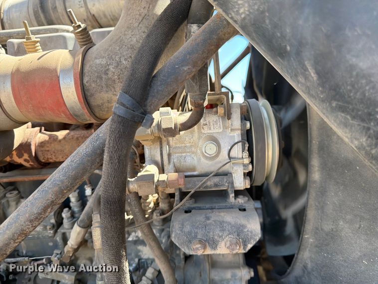 image for item FK0151 1988 Mack RW713 flatbed truck