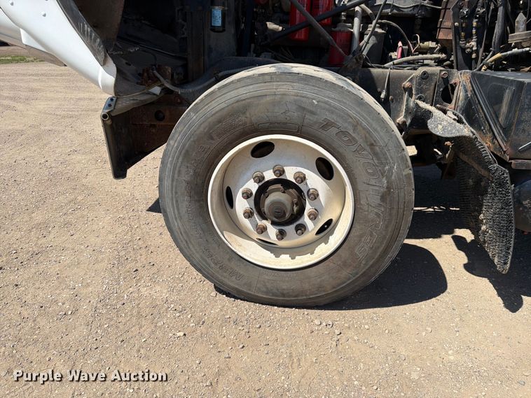image for item FK0151 1988 Mack RW713 flatbed truck