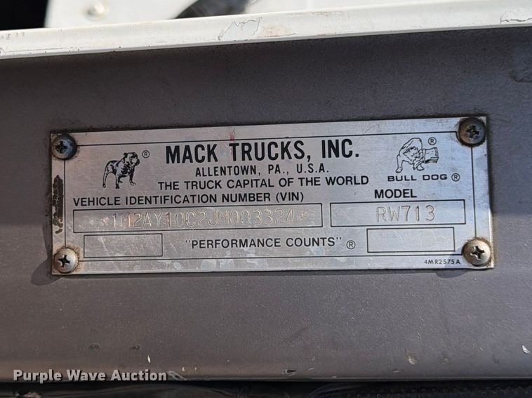 image for item FK0151 1988 Mack RW713 flatbed truck